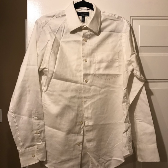 Banana republic - white button down shirt